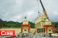 時產(chǎn)5噸石灰?guī)r磨粉機器-出粉細(xì)度為300目的報價是